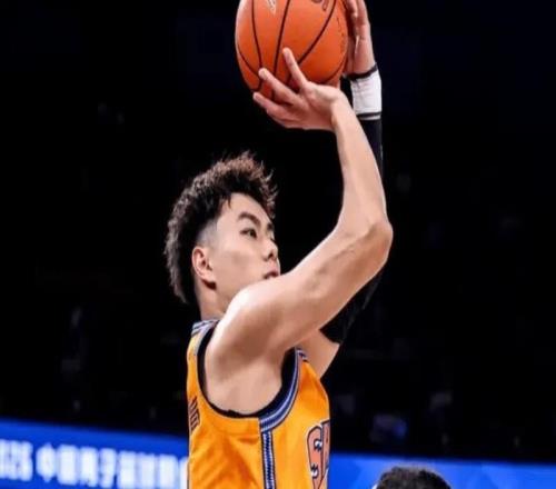 上海后場差距太大了！僅古德溫能組織，其余攻守崩盤，壓力劇增！