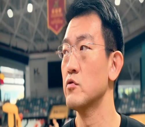 廣廈踩場G2！高層督陣很重視，王博談孫銘徽傷勢，展望深圳強(qiáng)調(diào)拼