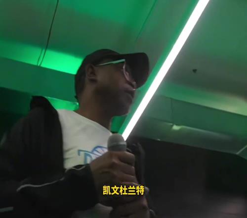 潇洒乃我本性帅是命中注定！绿帽子也只有我杜敢戴