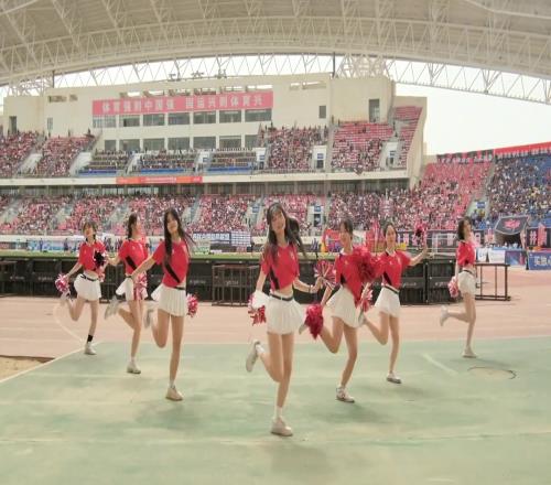 爱看！陕西联合足球宝贝啦啦队跳得真好看