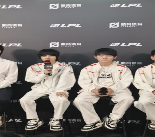 全是肌肉记忆！TES下路组：泽丽猫都挺久没玩了打好点以后还能用