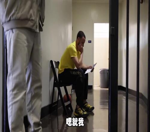 杨毅：我觉得现在37岁的库里，比十年前27岁的库里还厉害！