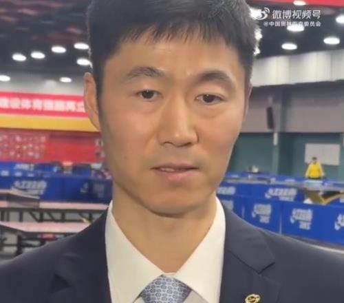 王励勤当选乒协主席后首次公开亮相，谢绝采访强调国乒是个集体