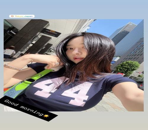 《剑星》伊芙体模最新美图：劲爆身材与烤肉要哪个