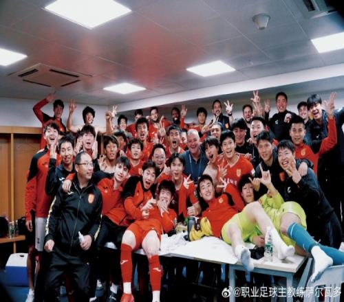 重庆铜梁龙迎6连胜，主帅萨尔瓦多：无情的球队，无法阻挡的心态