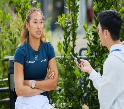 郑钦文：现在手肘不是主要的问题之一，而是要找回比赛的状态