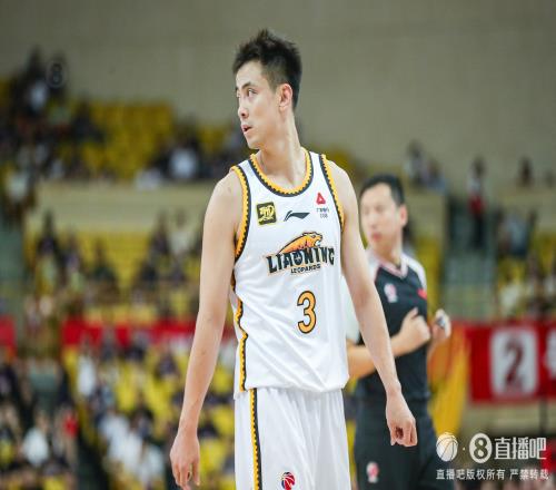 状态低迷！赵继伟本赛季4次面对广厦合计22分半决赛G1仅2分