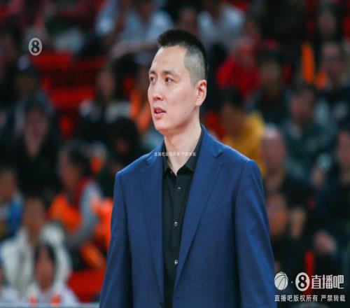 卢伟：下赛季的目标是冲击4强外援的引援重点还是一号位和五号位