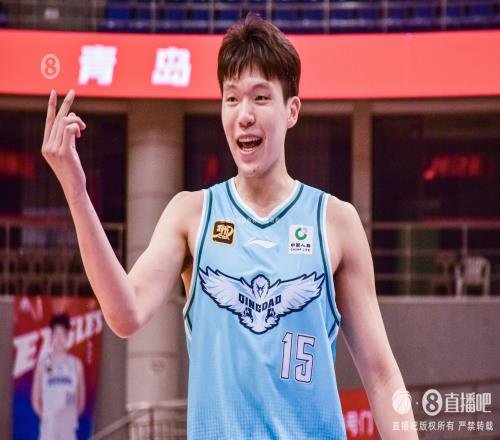 杨瀚森在列官方：今年选秀将于6月2526日举行已有106人报名