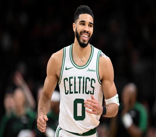 塔图姆连续3场季后赛博得10+罚球且全部命中NBA历史第一人