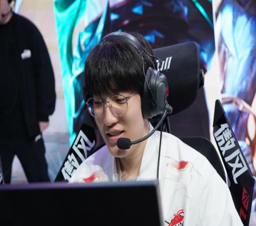 急着下班疯狂犯罪！Tarzan连续两局被Beichuan对位GAP！