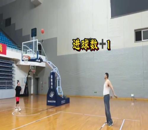 当战神球童真简单啊！刘玉栋宝刀不老三分轻松20连中