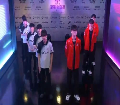 T1俱乐部：Oner和Keria因健康原因无法出席今天的粉丝见面会