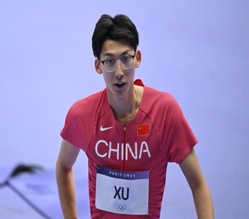 13秒23！徐卓一世界田联巡回赛男子110米栏夺冠，成绩达标世锦赛