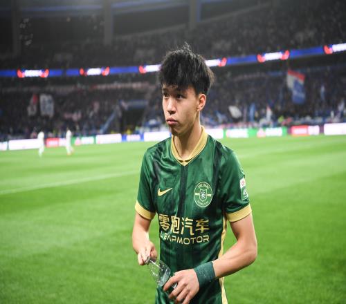 11场8球！詹俊称赞王钰栋：并列中超射手榜第一位加油加油