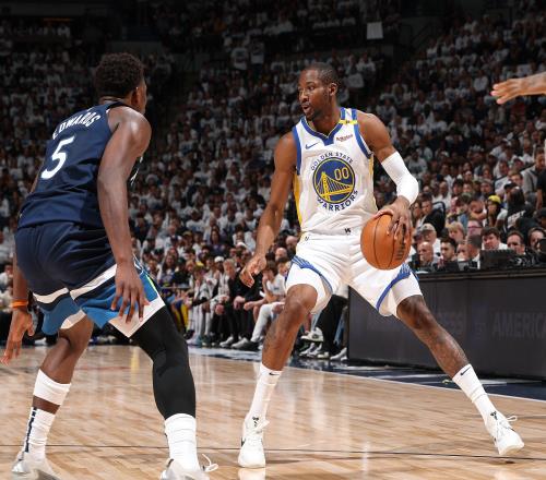 22还是31ESPN预测勇狼G4胜率：森林狼54.5%勇士45.5%