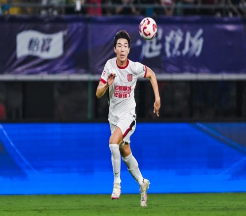 元敏诚：蓉城踢前五球队不败后提升自信渴望入选新一期国家队