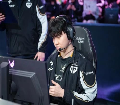 Chovy：运气和走位共存沙皇这套符文和出装上限最高