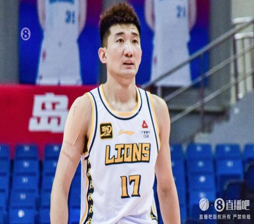 关键2罚不中孙铭徽15投3中&三分7中2拿13分3板3助&正负值6