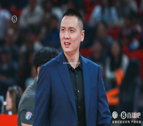 卢伟：球队的引援标准是玩儿命不要来挣钱养老的希望洛夫顿回归
