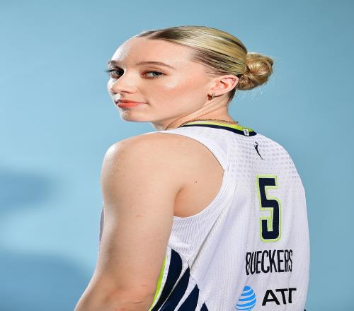 佩奇谈WNBA首秀：有趣的经历我和球队都还有成长的空间