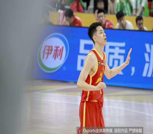 犯规困扰！朱俊龙仅27分钟&林秉圣24分钟二人都吃到5犯！