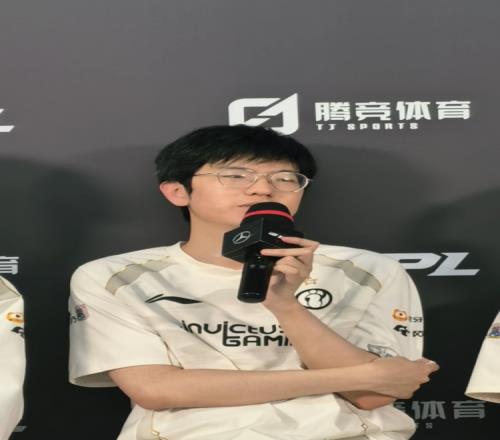 别怂干就完了！Jiejie：不能因为对面有潘森就所有资源都不去打