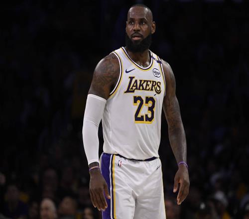 Windhorst：詹姆斯多次表示他优先选择留在湖人我不认为他会离队