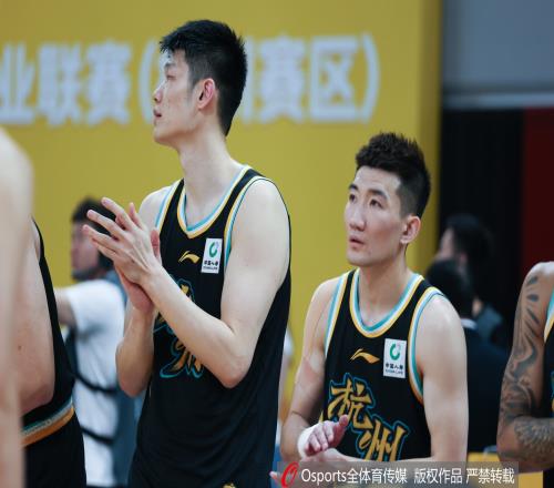 事不过三！广厦队史第三次杀进总决赛终于圆梦总冠军