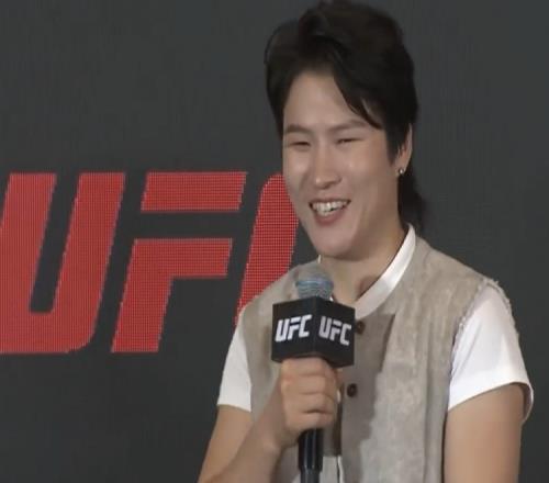 张伟丽回应增重：有机会的话，会在两个级别之间去争取卫冕