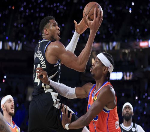 Shams称亚历山大将获得MVP！字母哥：他被黑了吧这不可能是真的