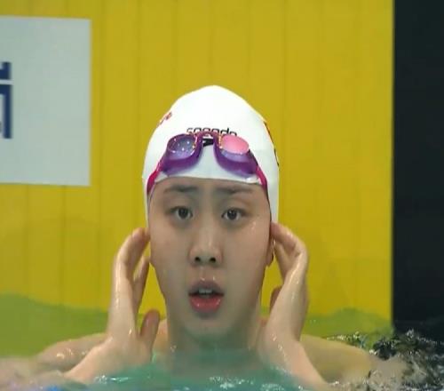 女子50米蛙泳预赛：唐钱婷30秒12打破赛会纪录头名晋级半决赛