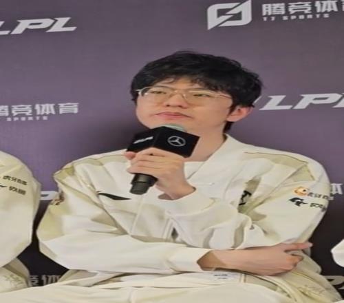 兵来将挡水来土掩！Jiejie：谁来打谁没在怕的！