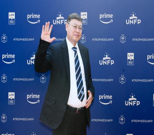 欧塞尔主席周云杰：想成为一家大俱乐部越早重返欧洲赛事越好