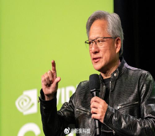 黄仁勋称放弃中国市场将是巨大遗憾：靠其他地区来弥补根本不可能