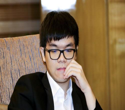 中国围棋甲级联：柯洁继LG杯决赛后重回赛场，首轮遗憾无缘开门红