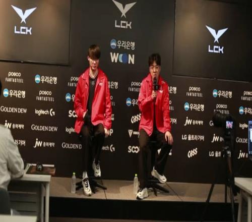 Zeus走太伤！T1常规赛两负季后赛外队伍上次出现是4年前且当年全年无冠