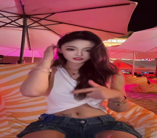这也是女足运动员啊这反差谁敢信这是个守门员！！