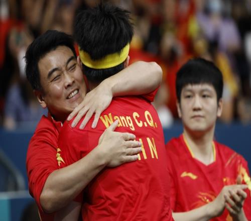 国乒男队主教练王皓正在考编，此前王楚钦已考编上岸