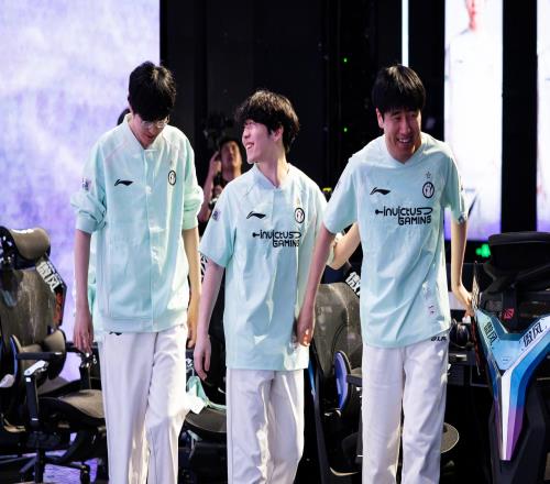 博彩网站公布明日败者组iGvsWE赔率：iG赢1.61，WE赢2.20