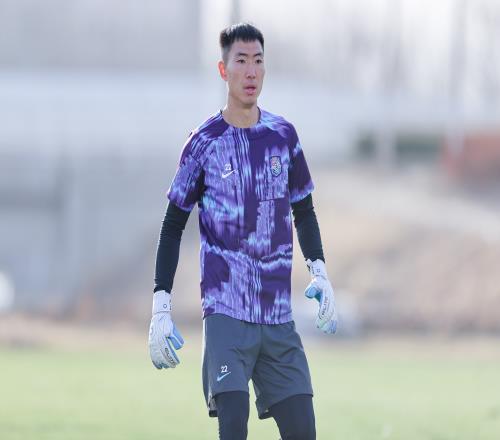 津媒：津门虎两名重伤员方镜淇、石炎可以行走，争取本赛季复出