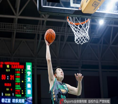 锁定正赛资格后辽宁队已经让老将韩德君提前返回沈阳