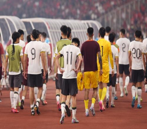 马德兴：国足负印尼后FIFA积分15.05&排名第99，首次被泰国超越