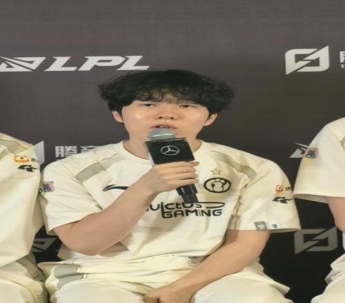 来自老队友的评价！Rookie：Kid是比较会做人的人解说我们他开心