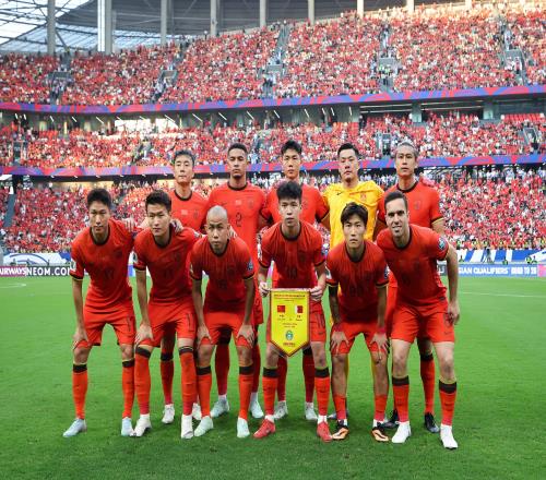 足球报谈“FIFA病毒”对中超影响：国安、蓉城和申花影响或许较大