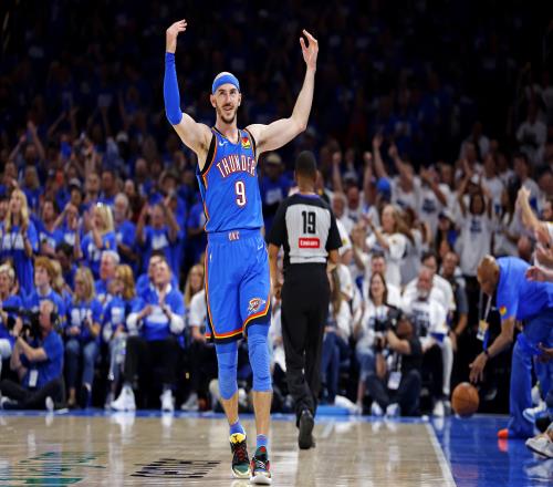 卡鲁索以75+%命中率砍下至少20分5断NBA历史第二人！