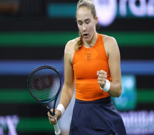 WTA500柏林站首轮：弗莱彻以21逆转6号种子米拉安德列娃