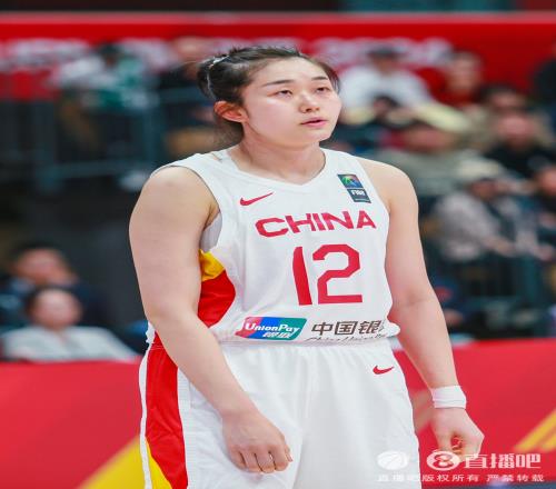 急需调整！中国女篮首节罚球失准9罚仅3中