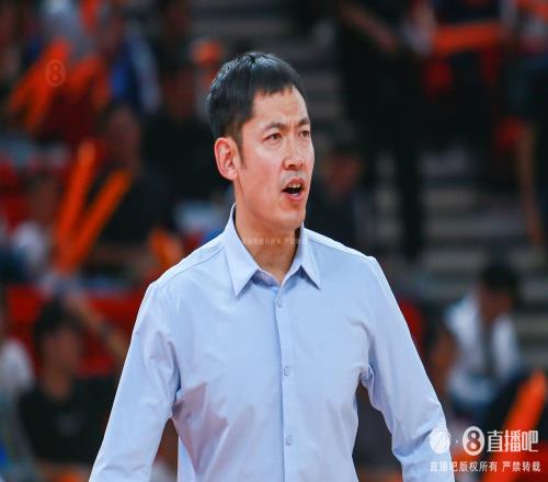张庆鹏：国内青训忽略了个人有球技巧球员持球进攻比重太少