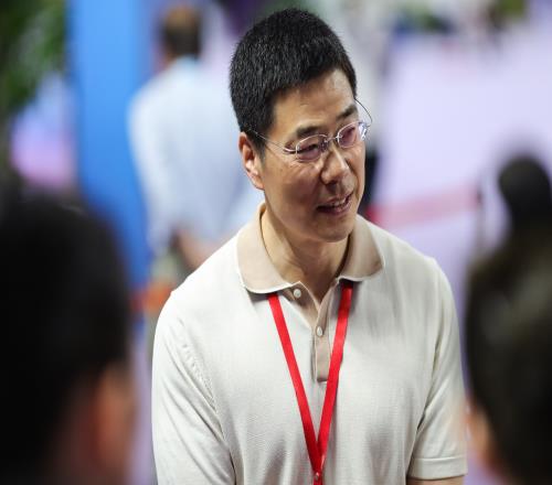 篮协主席：坚决抵制饭圈文化的不良影响坚持科学备战、刻苦训练
